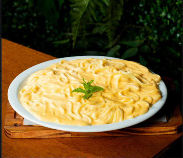 Espaguete Mac and Cheese